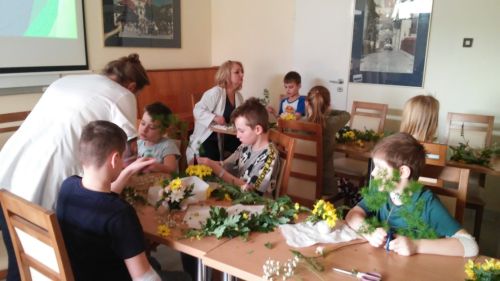 Kwiaty dla babci – poznanie zawodu florysty