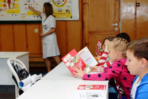 „Wpływ żywienia na rozwój dzieci i młodzieży”